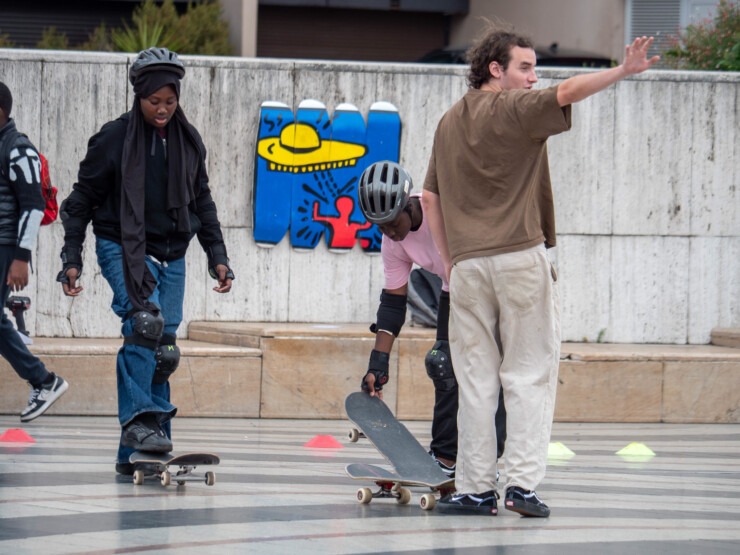 Le dispositif Skateboard scolaire se déploie en Île-de-France : après décembre, de nouvelles étapes à Chelles et Créteil